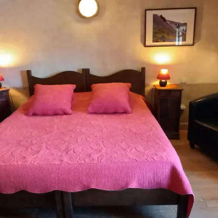 Des Lits Sur La Place B&B 4*