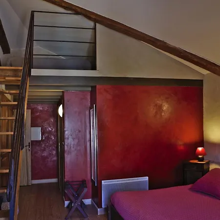 Des Lits Sur La Place B&B