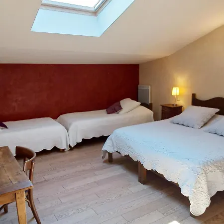 Des Lits Sur La Place B&B